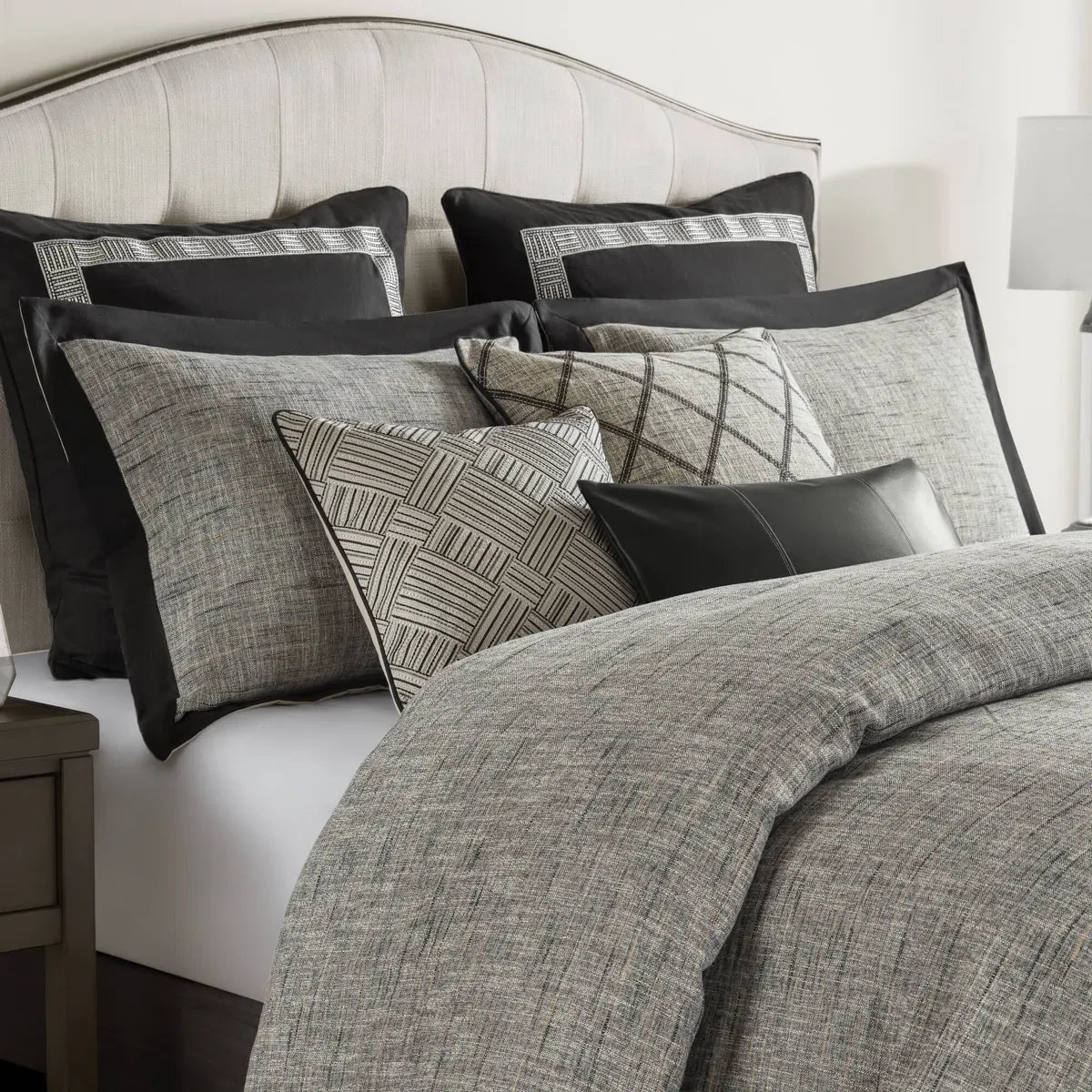 Reed Elegance Luxury Jacquard Comforter Set